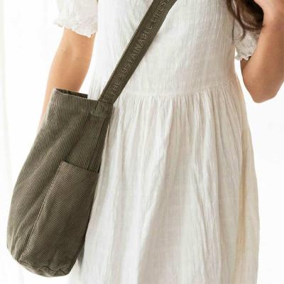 TINTOK Tasche Mati Corduroy Bag - khaki